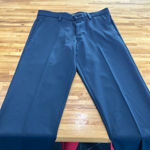 Haggar Men’s Dress Pants H26